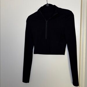 SHEIN Black Zip-Up Long Sleeve Crop Top